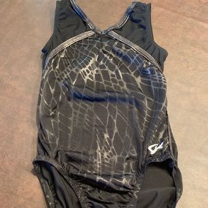 GK Activewear Girls Size Large Leotard